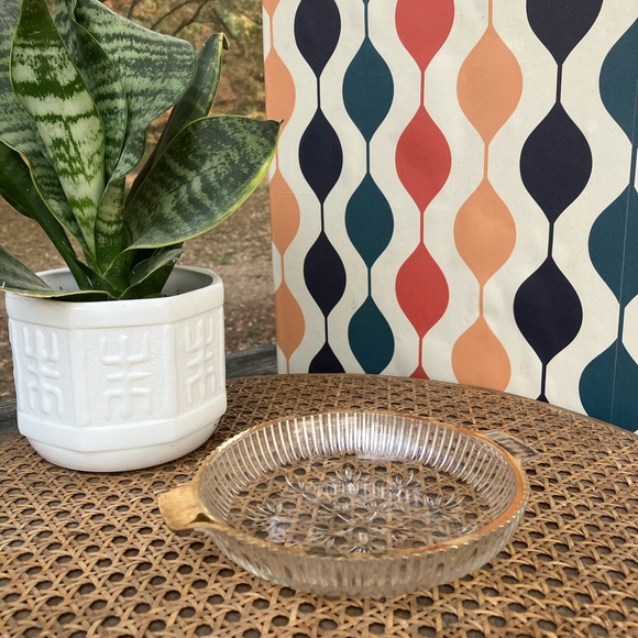Gold Trimmed Ribbed Vintage Pressed Glass Dish - Picture 2 of 11